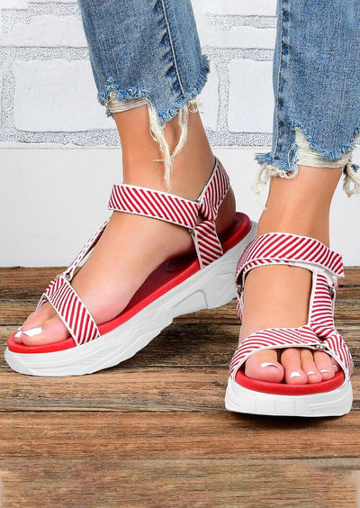 Striped Hollow Out Round Toe Wedged Sandals - Red - Sprechic